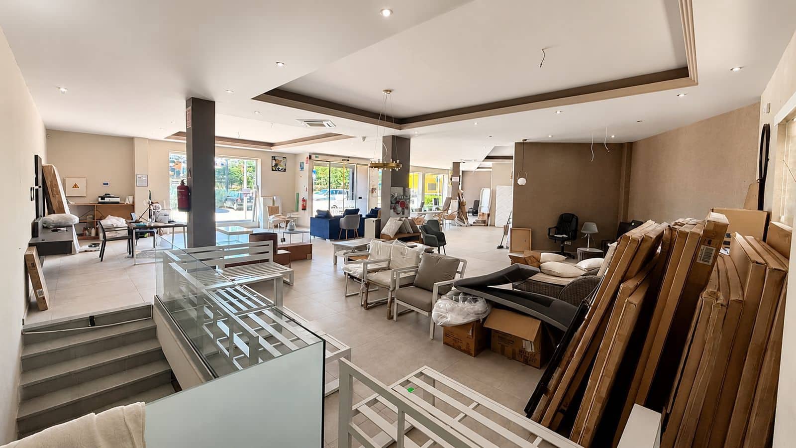 Commercieel te koop in Estepona - € 950.000 (Ref: 9864907)