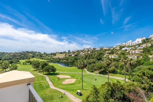 3 slaapkamer Penthouse te koop in Los Arqueros, Benahavís - € 799.000 (Ref: 9864908)