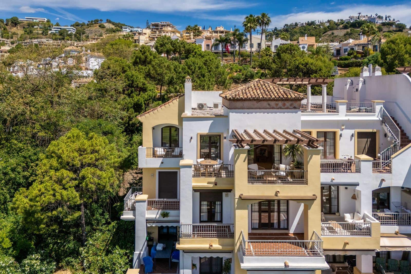 3 slaapkamer Penthouse te koop in Los Arqueros - € 799.000 (Ref: 9864908)