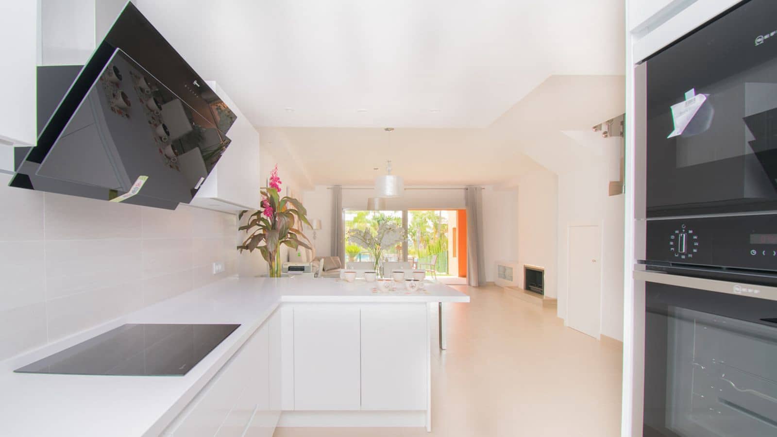 3 slaapkamer Huis te koop in Benahavis - € 680.000 (Ref: 9864916)