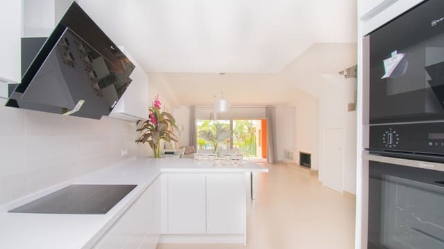 3 slaapkamer Huis te koop in Benahavís - € 680.000 (Ref: 9864916)