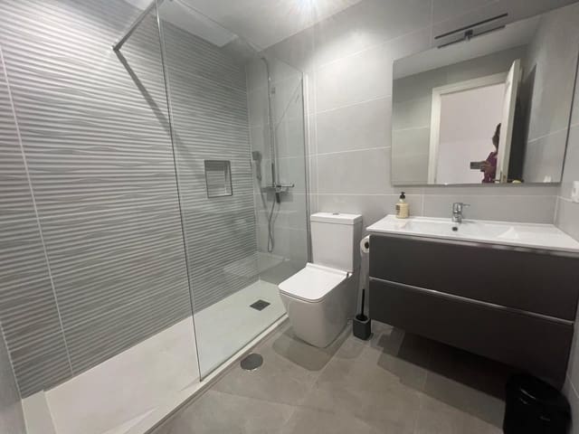 2 sovrum Takvåning till salu i Málaga stad - 339 000 € (Ref: 9864923)