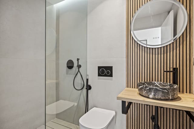 3 Zimmer Penthouse zu verkaufen in El Paraíso, Benahavís - 899.000 € (Ref: 9864924)