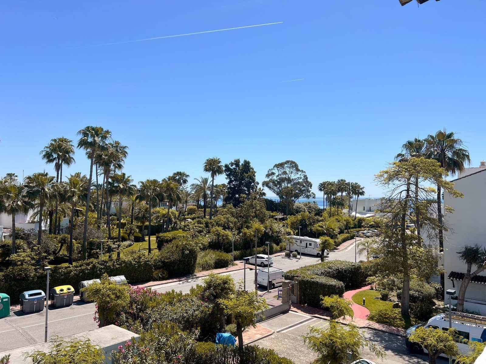 4 bedroom Beach Apartment for sale in Costalita - € 610,000 (Ref: 9864925)
