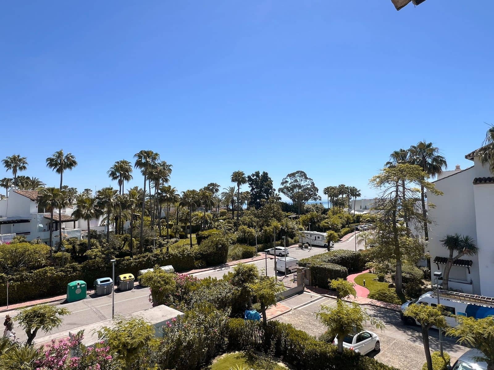 4 bedroom Beach Apartment for sale in Costalita - € 610,000 (Ref: 9864925)