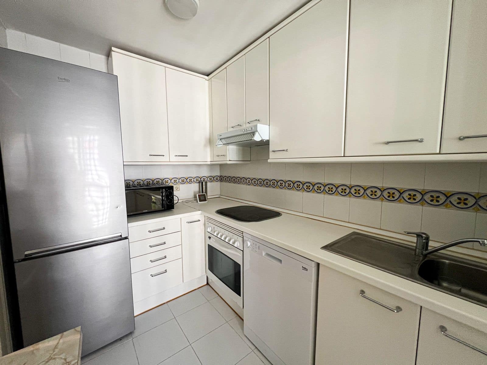 4 bedroom Beach Apartment for sale in Costalita - € 610,000 (Ref: 9864925)