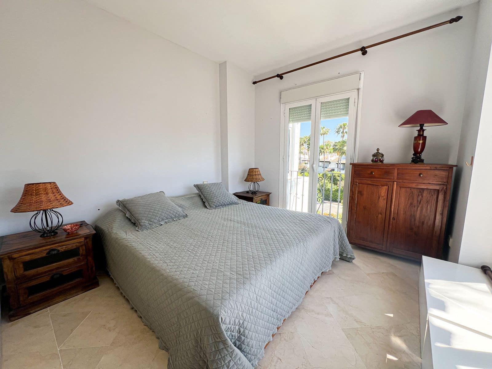 4 bedroom Beach Apartment for sale in Costalita - € 610,000 (Ref: 9864925)