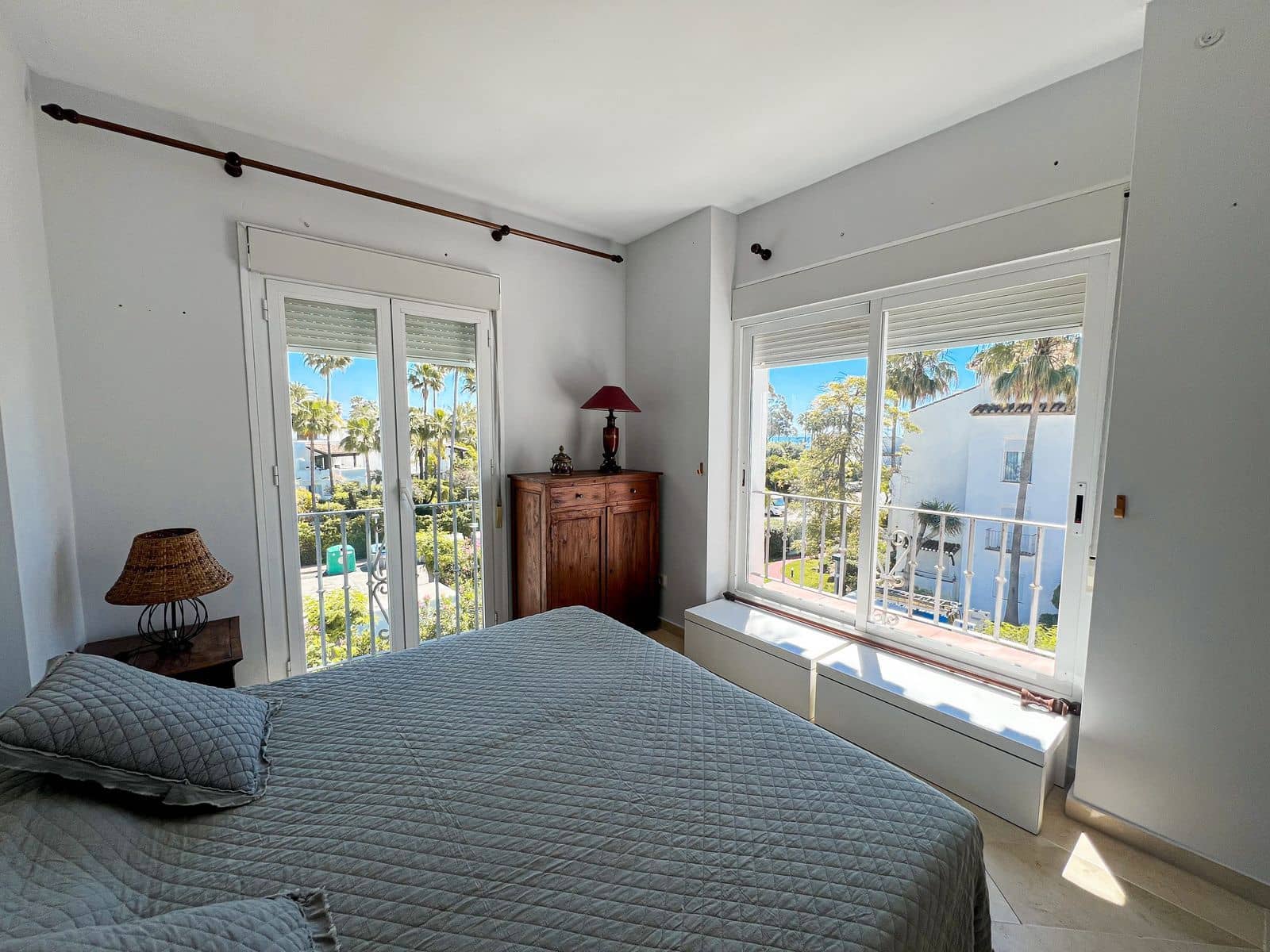 4 bedroom Beach Apartment for sale in Costalita - € 610,000 (Ref: 9864925)