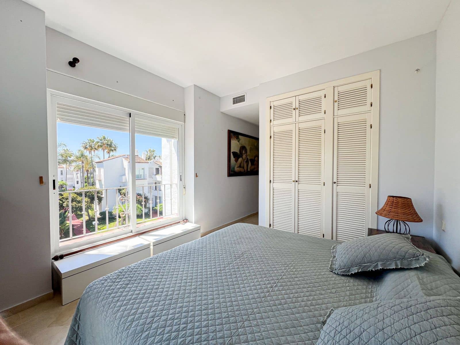 4 bedroom Beach Apartment for sale in Costalita - € 610,000 (Ref: 9864925)