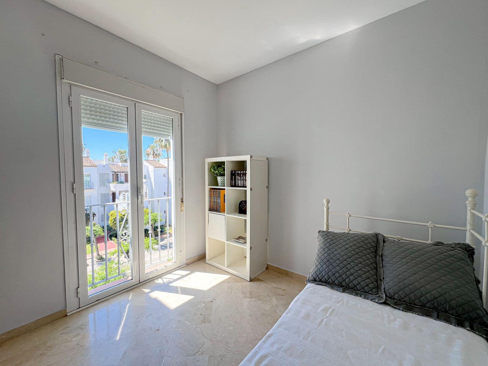 4 bedroom Beach Apartment for sale in Costalita - € 610,000 (Ref: 9864925)