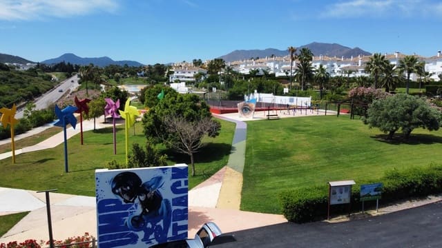 3 slaapkamer Penthouse te koop in Bahia de Casares, Casares - € 352.000 (Ref: 9864926)