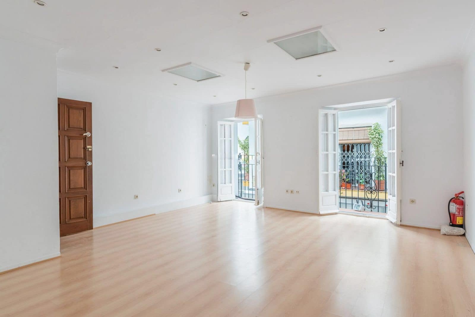 Commercieel te koop in Marbella - € 1.195.000 (Ref: 9864928)
