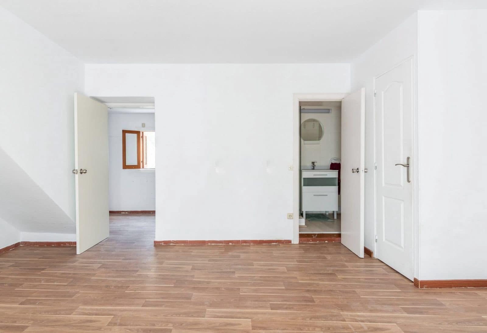 Commercieel te koop in Marbella - € 1.195.000 (Ref: 9864928)