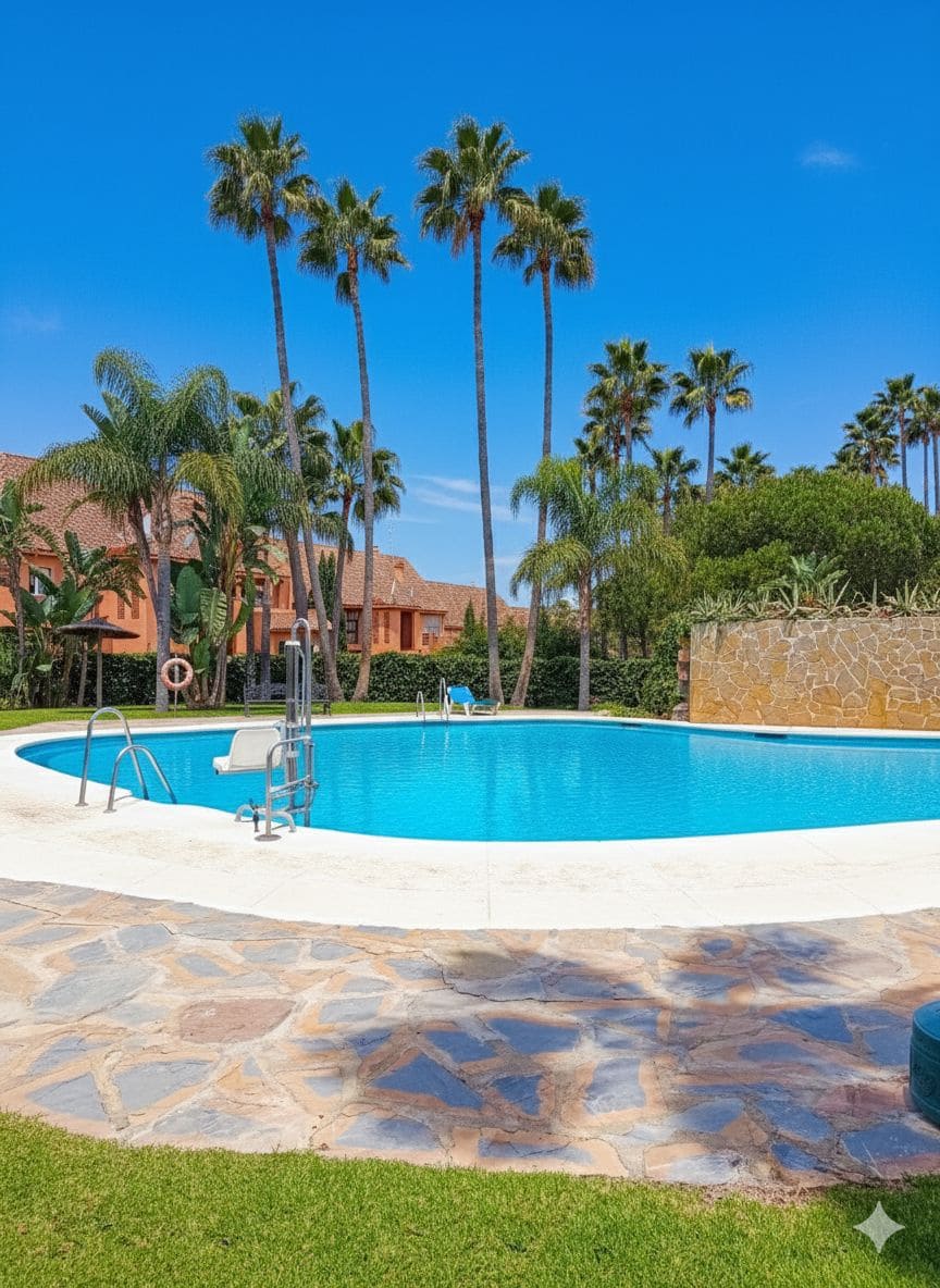 3 chambre Penthouse à vendre à Casares - 399 000 € (Ref: 9864930)