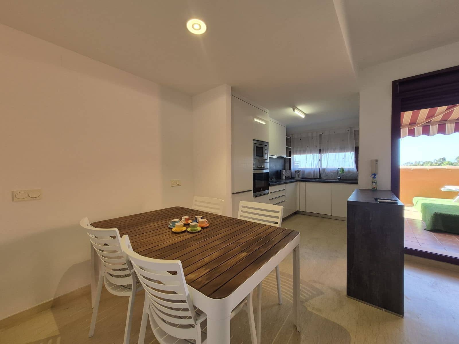 2 makuuhuone Kattohuoneisto myytävänä paikassa La Duquesa / Puerto de la Duquesa - 375 000 € (Ref: 9864934)