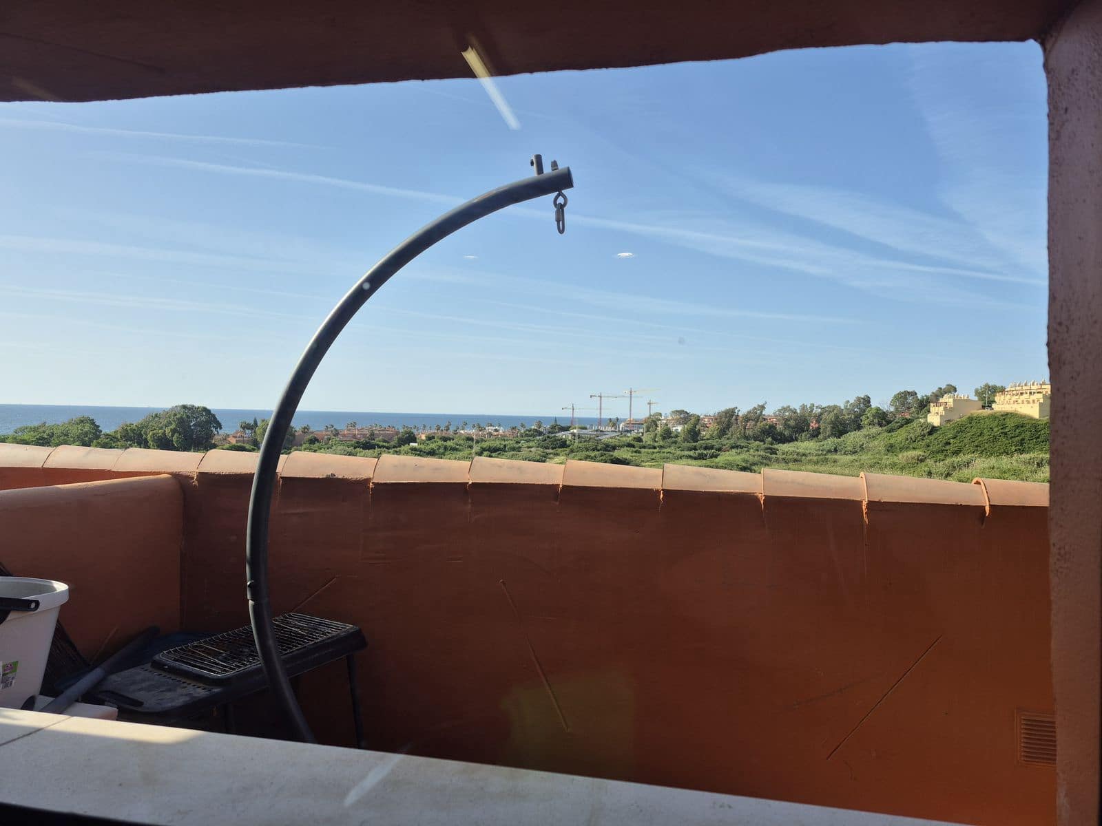 2 makuuhuone Kattohuoneisto myytävänä paikassa La Duquesa / Puerto de la Duquesa - 375 000 € (Ref: 9864934)