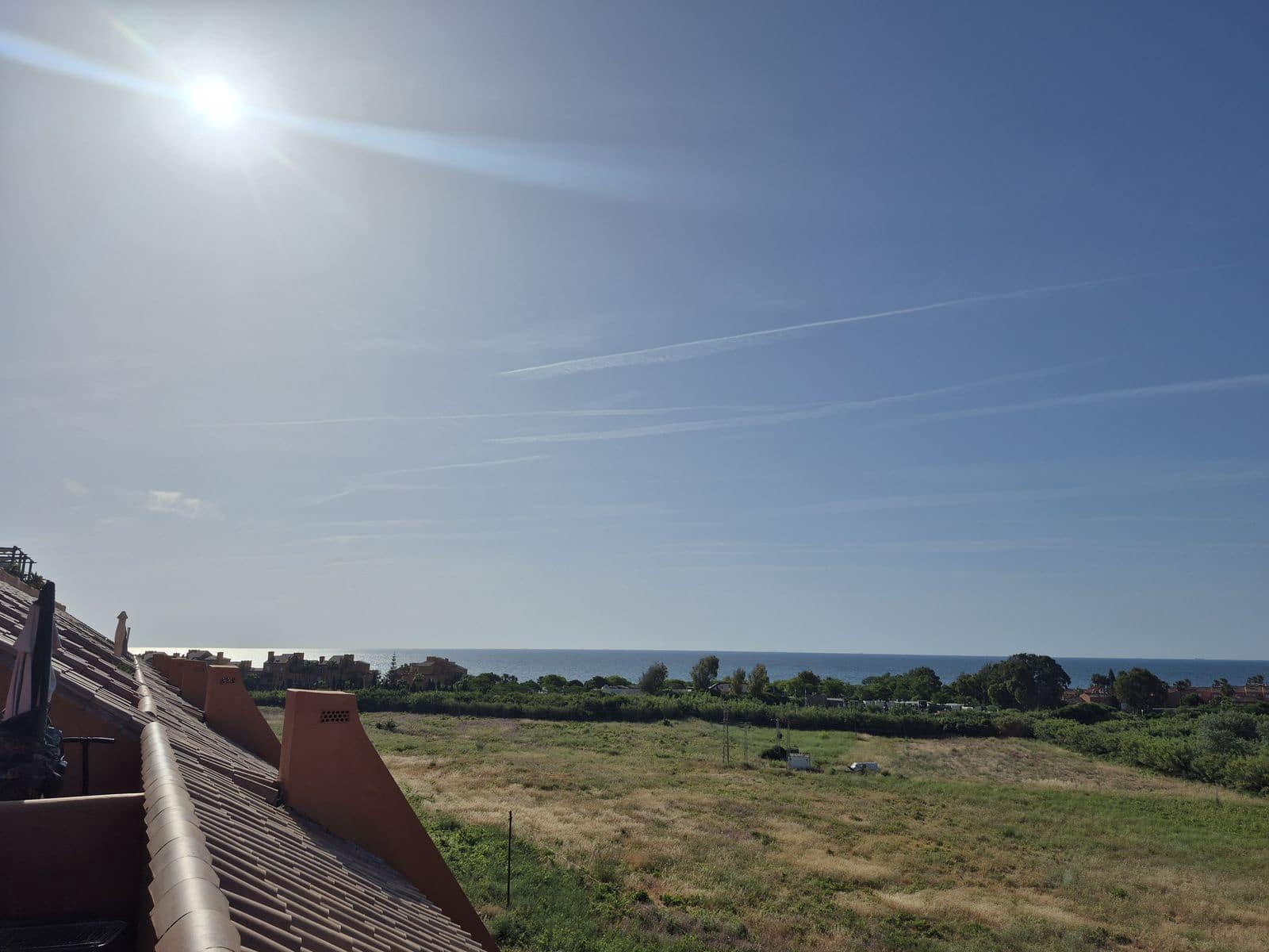 2 makuuhuone Kattohuoneisto myytävänä paikassa La Duquesa / Puerto de la Duquesa - 375 000 € (Ref: 9864934)