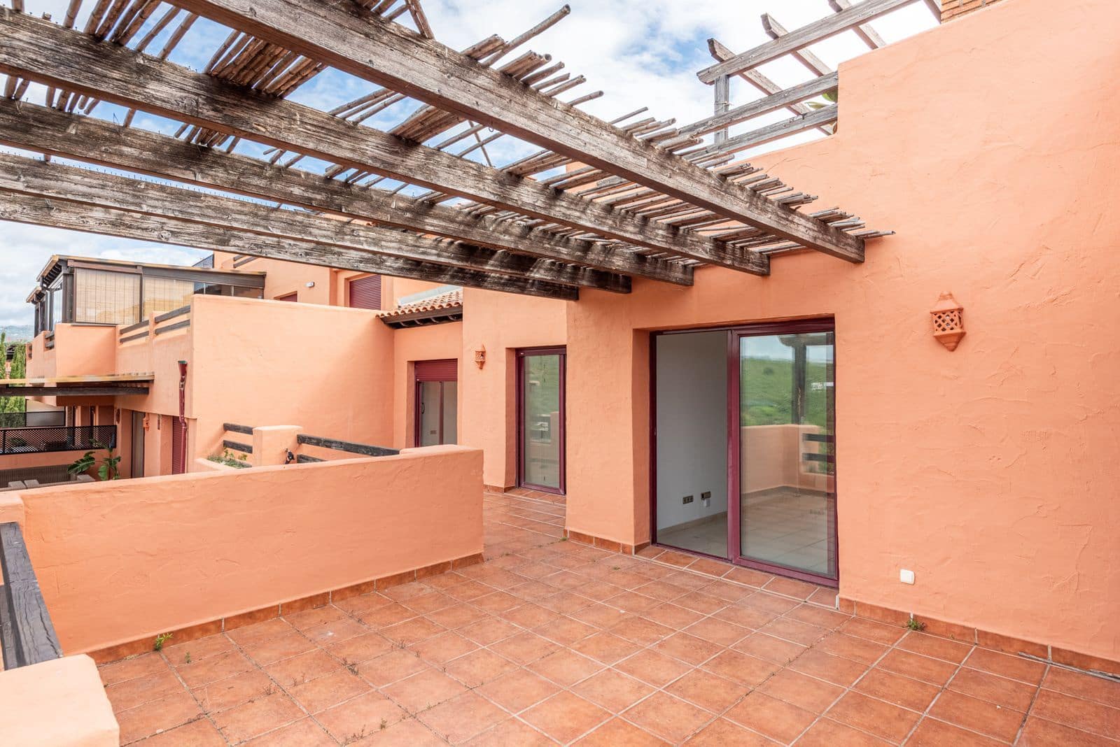 2 sovrum Takvåning till salu i Casares - 549 000 € (Ref: 9864939)