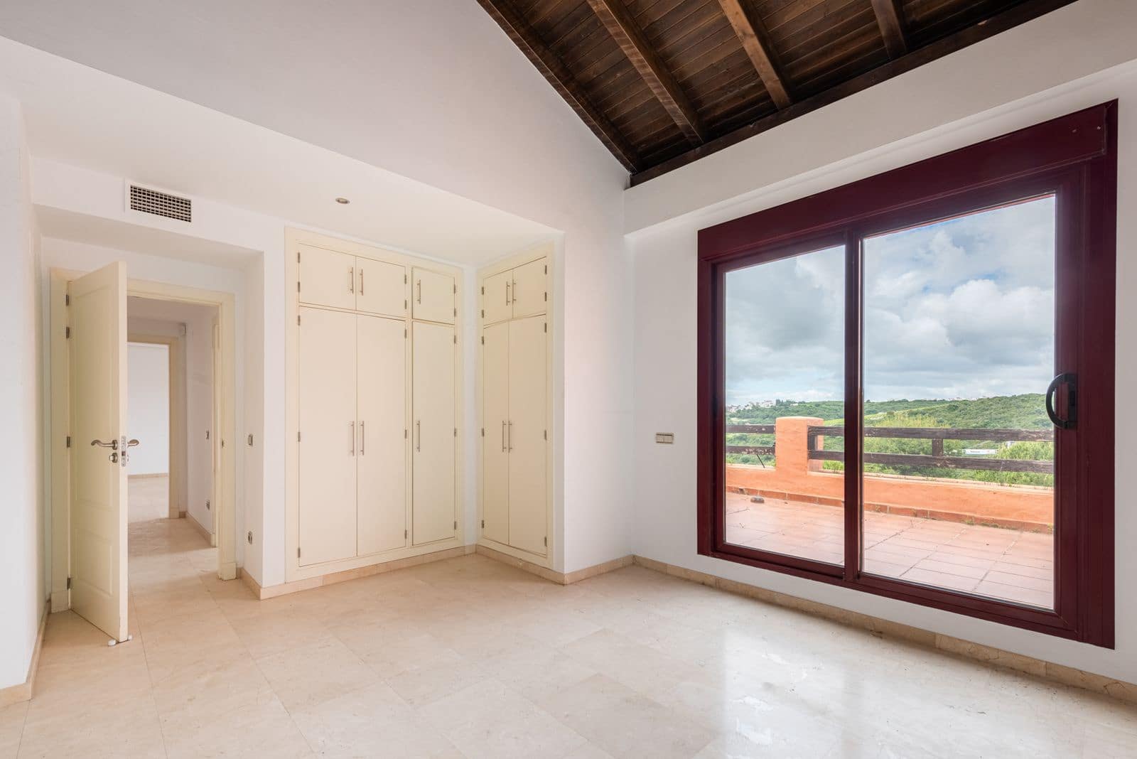 2 sovrum Takvåning till salu i Casares - 549 000 € (Ref: 9864939)