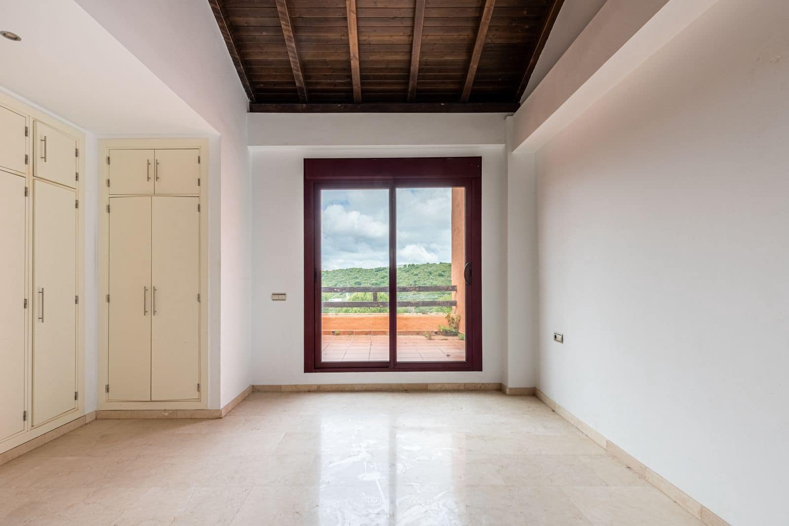 2 sovrum Takvåning till salu i Casares - 549 000 € (Ref: 9864939)