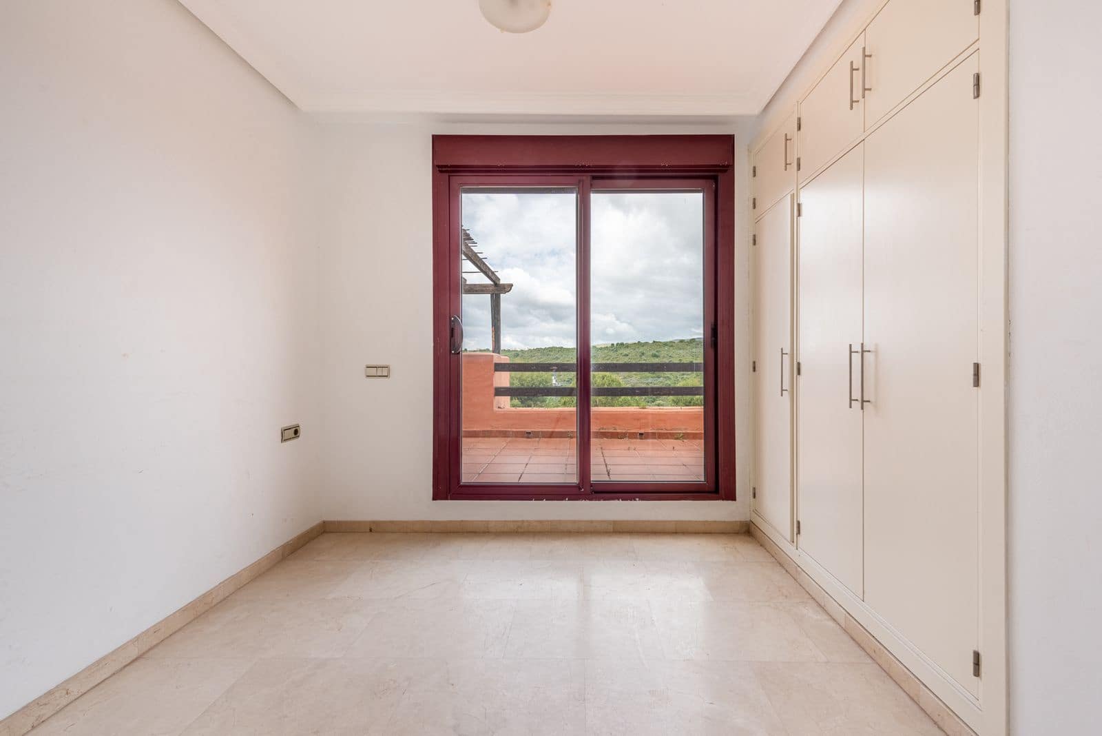 2 sovrum Takvåning till salu i Casares - 549 000 € (Ref: 9864939)