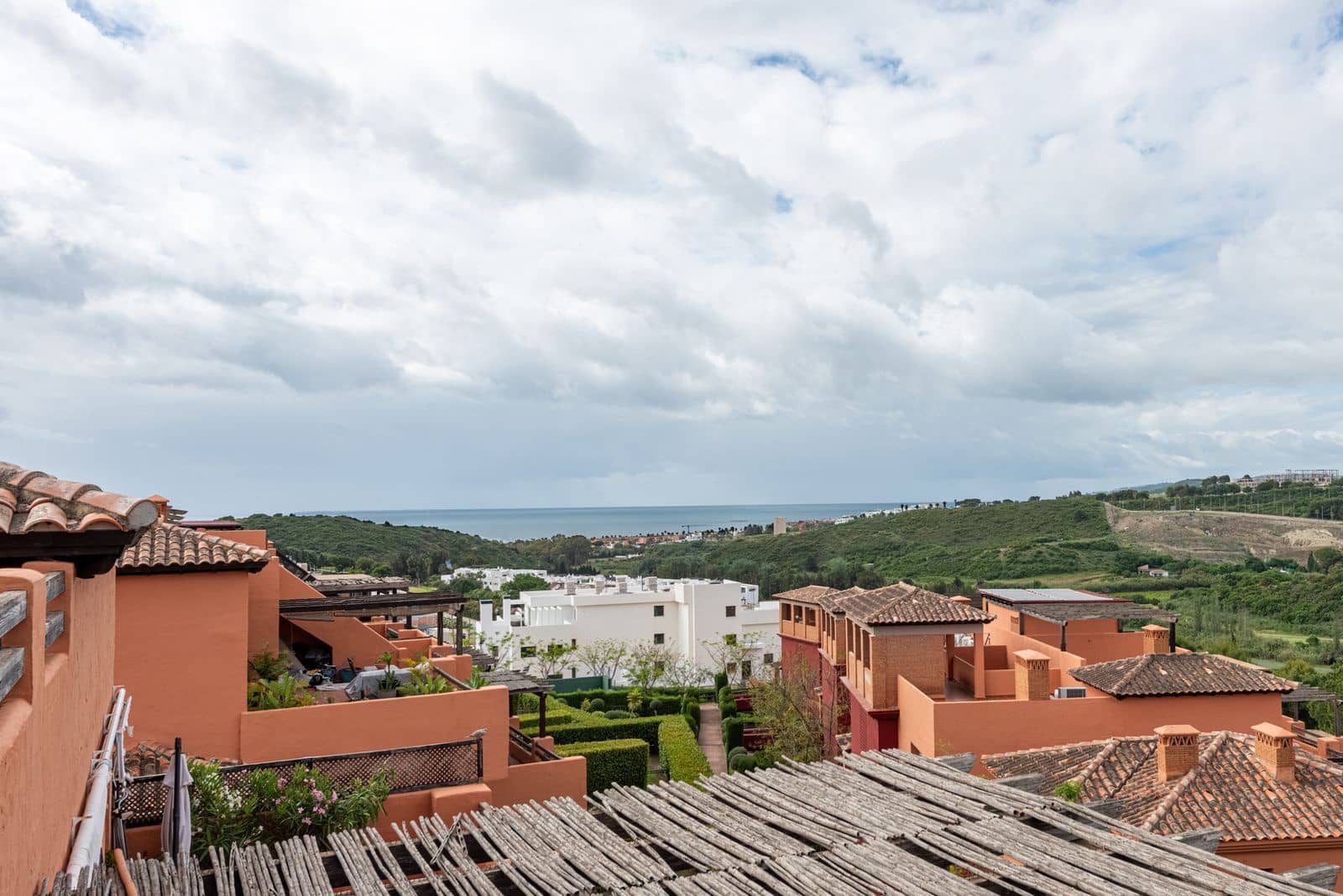 2 sovrum Takvåning till salu i Casares - 549 000 € (Ref: 9864939)