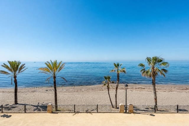 2 bedroom Apartment for sale in Golden Mile, Marbella - € 1,260,000 (Ref: 9878273)