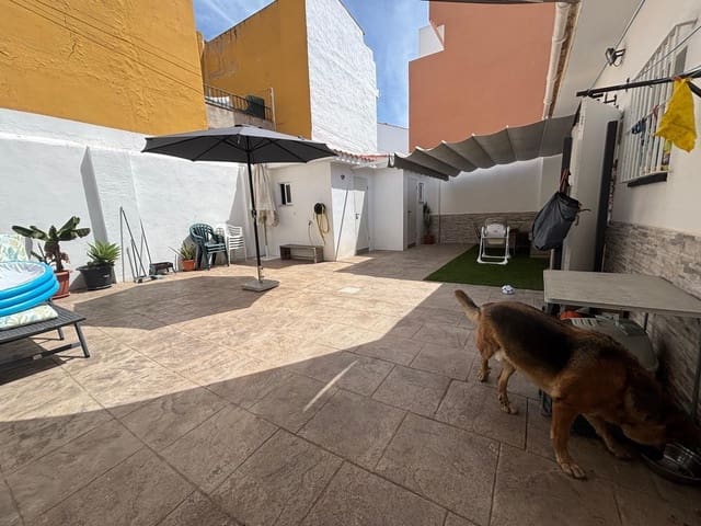 3 soverom Villa til salgs i Málaga by - € 585 000 (Ref: 9878275)