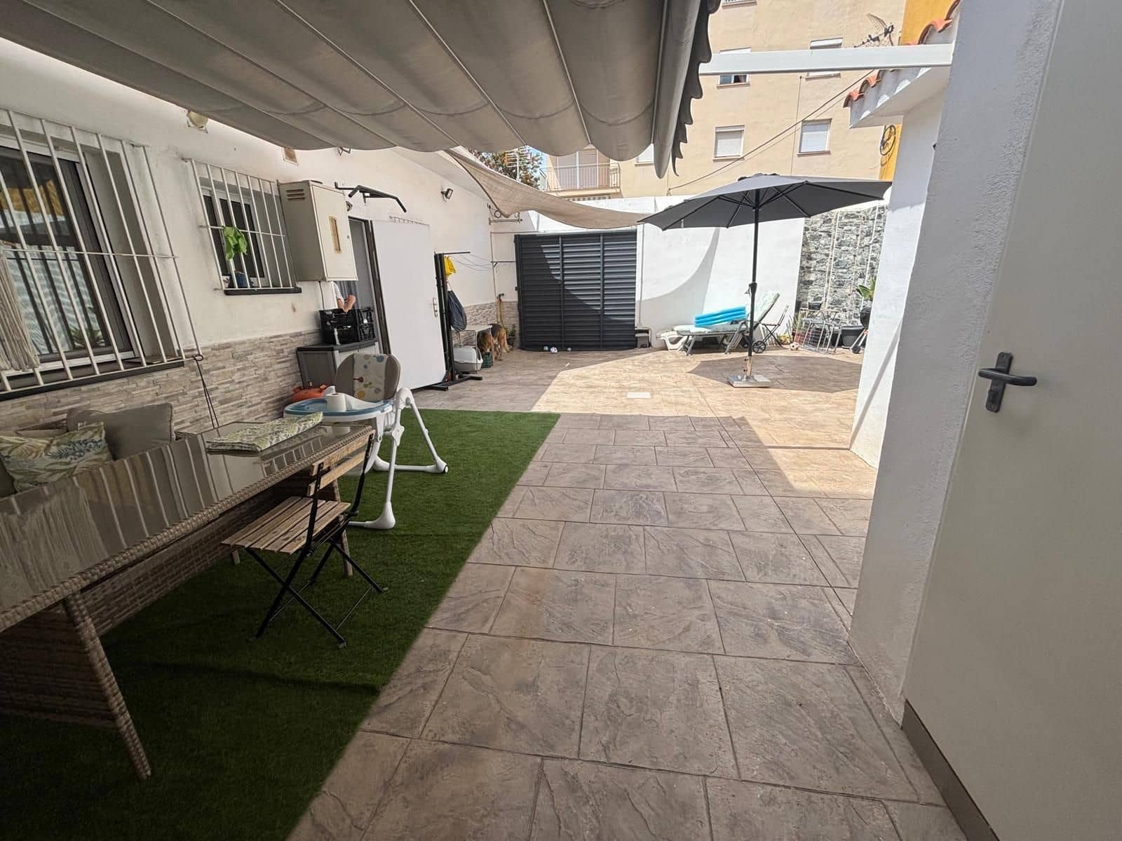 3 soverom Villa til salgs i Malaga by - € 585 000 (Ref: 9878275)