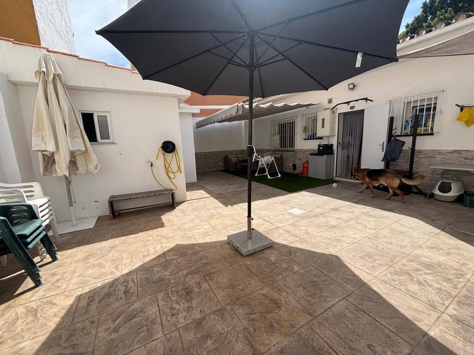 3 soverom Villa til salgs i Malaga by - € 585 000 (Ref: 9878275)