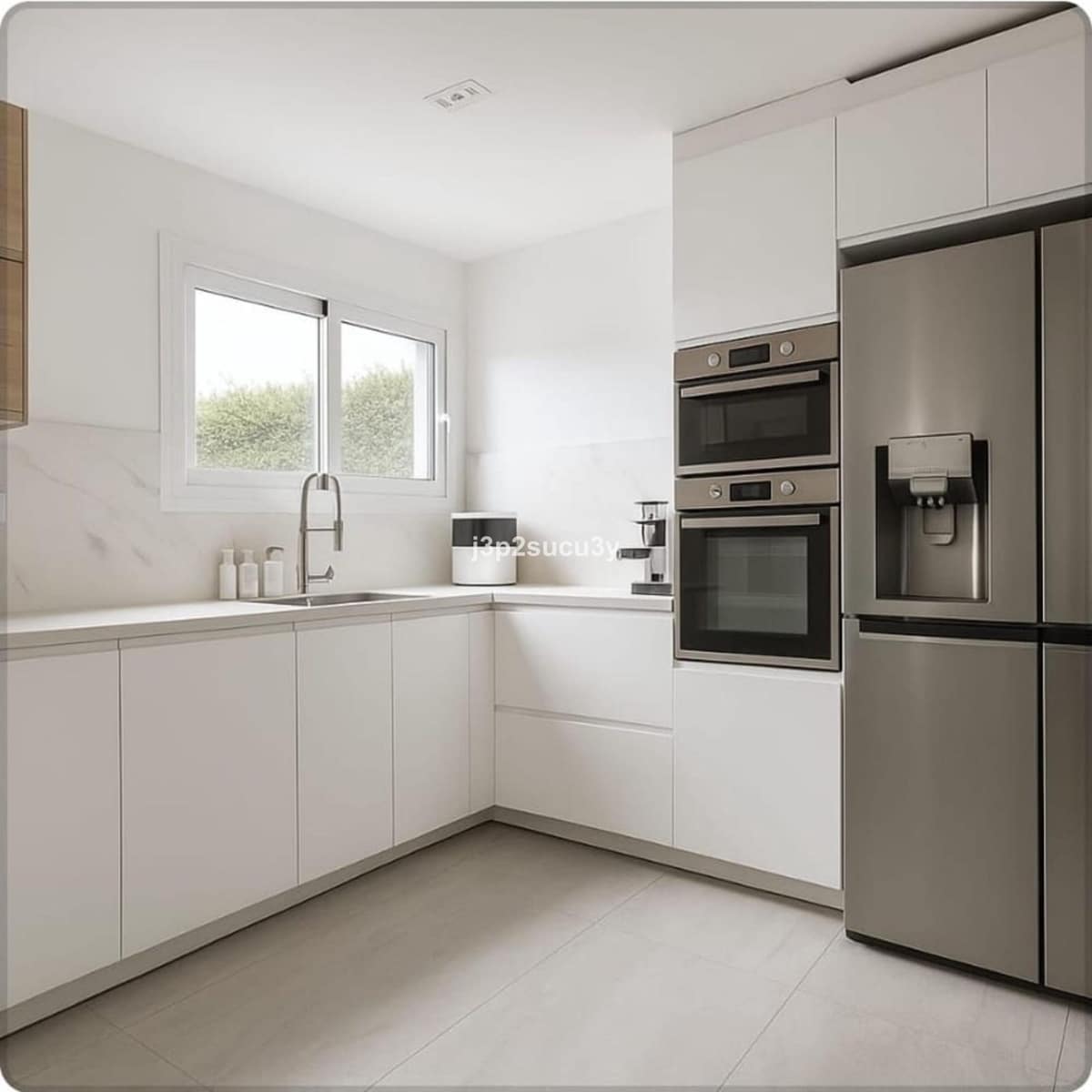 4 slaapkamer Villa te koop in New Golden Mile - € 950.000 (Ref: 9878276)