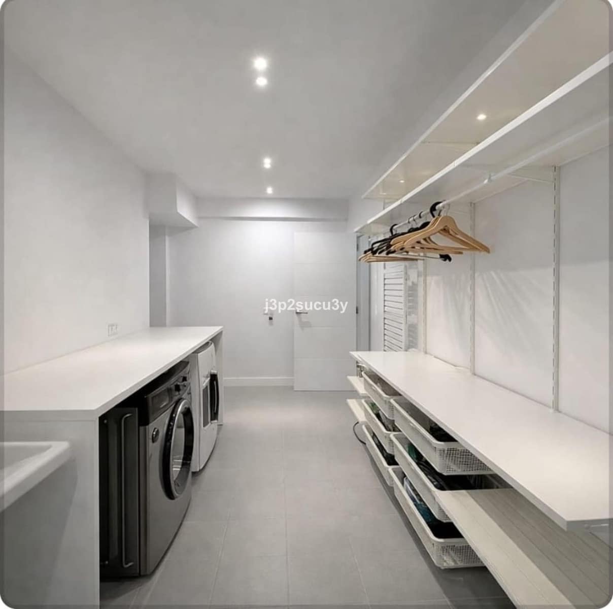 4 slaapkamer Villa te koop in New Golden Mile - € 950.000 (Ref: 9878276)
