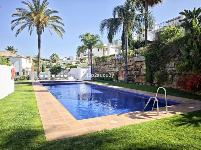 4 soveværelse Villa til salg i Selwo, Estepona - € 950.000 (Ref: 9878276)