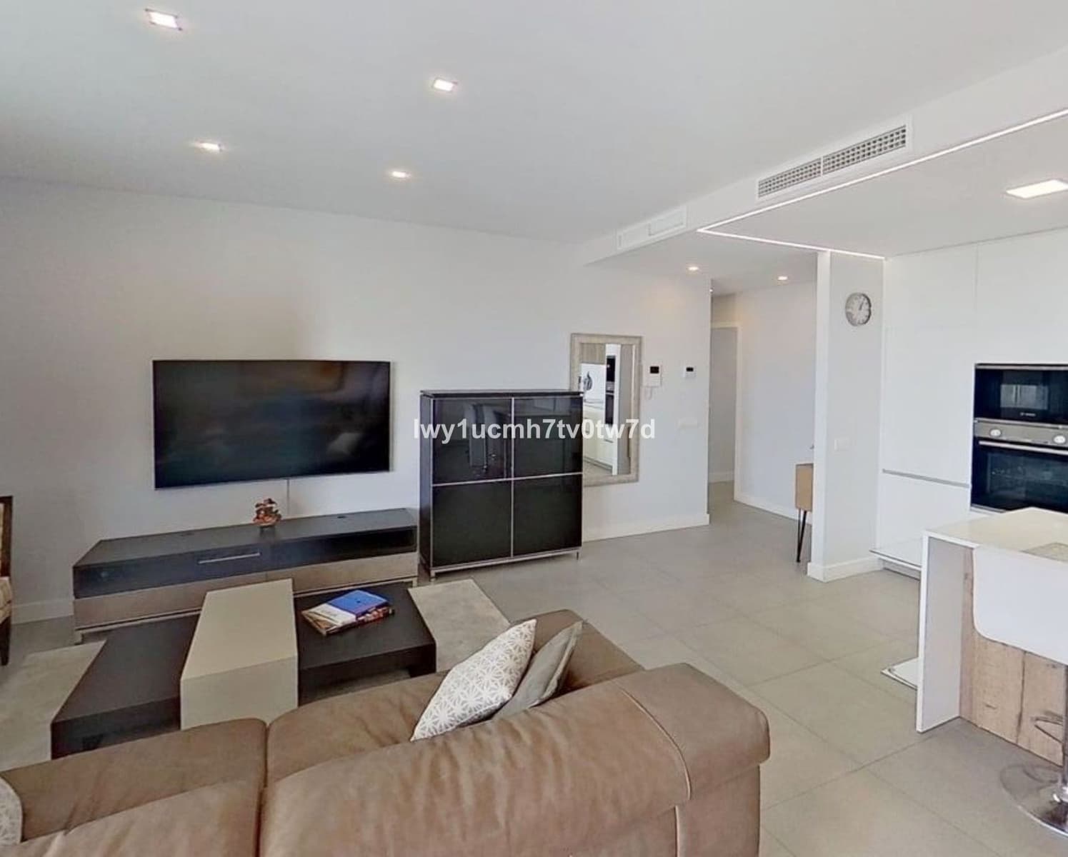 3 bedroom Apartment for sale in Arroyo de la Miel - € 629,000 (Ref: 9878278)