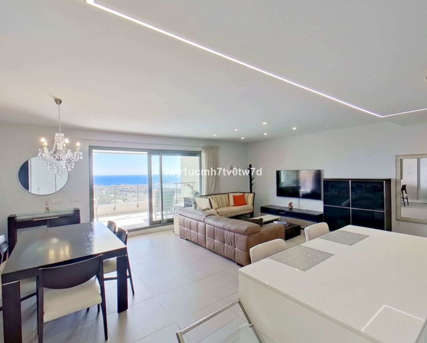 3 bedroom Apartment for sale in Arroyo de la Miel - € 629,000 (Ref: 9878278)