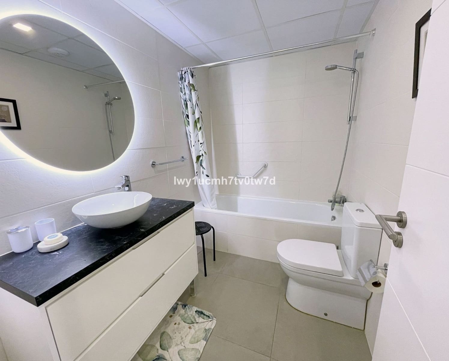 3 bedroom Apartment for sale in Arroyo de la Miel - € 629,000 (Ref: 9878278)