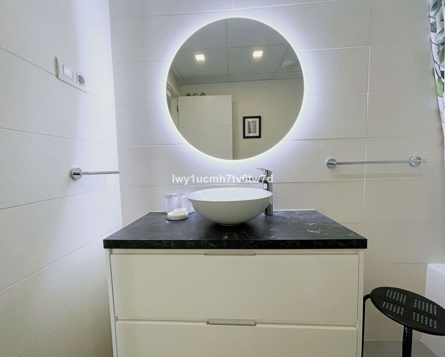 3 bedroom Apartment for sale in Arroyo de la Miel - € 629,000 (Ref: 9878278)