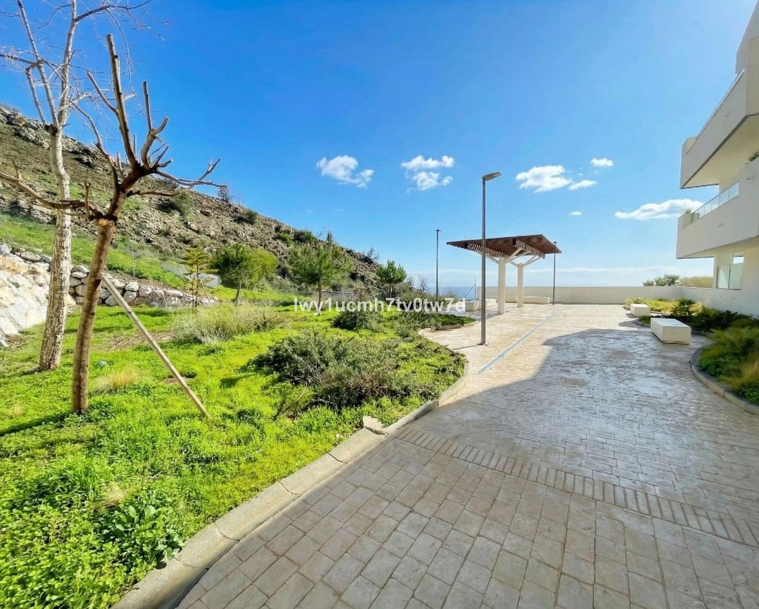 3 bedroom Apartment for sale in Arroyo de la Miel - € 629,000 (Ref: 9878278)