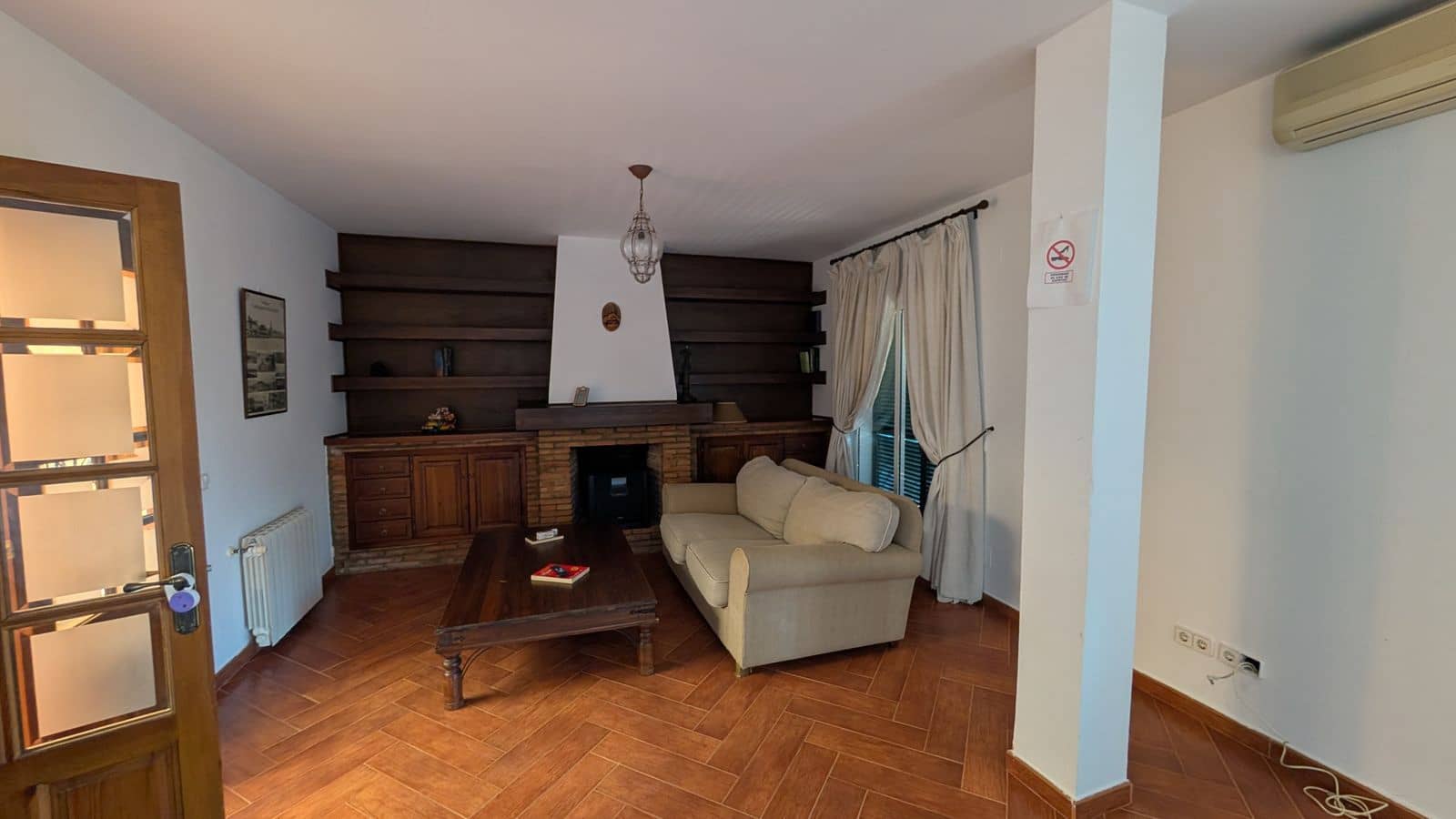 6 bedroom Villa for sale in Sotogrande - € 1,680,000 (Ref: 9878279)