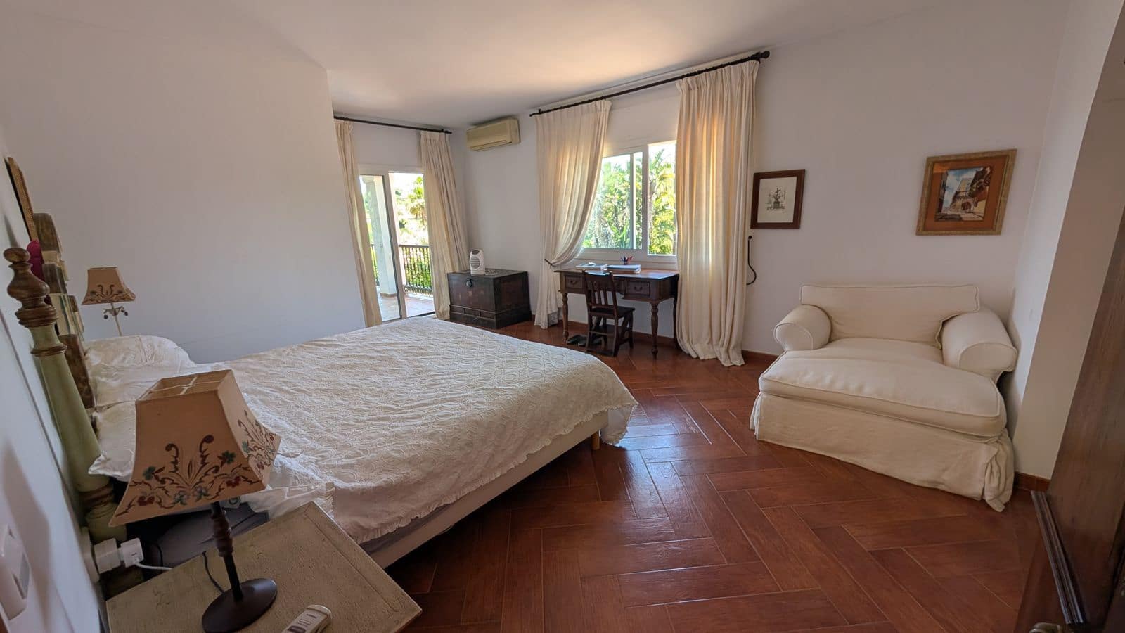 6 bedroom Villa for sale in Sotogrande - € 1,680,000 (Ref: 9878279)