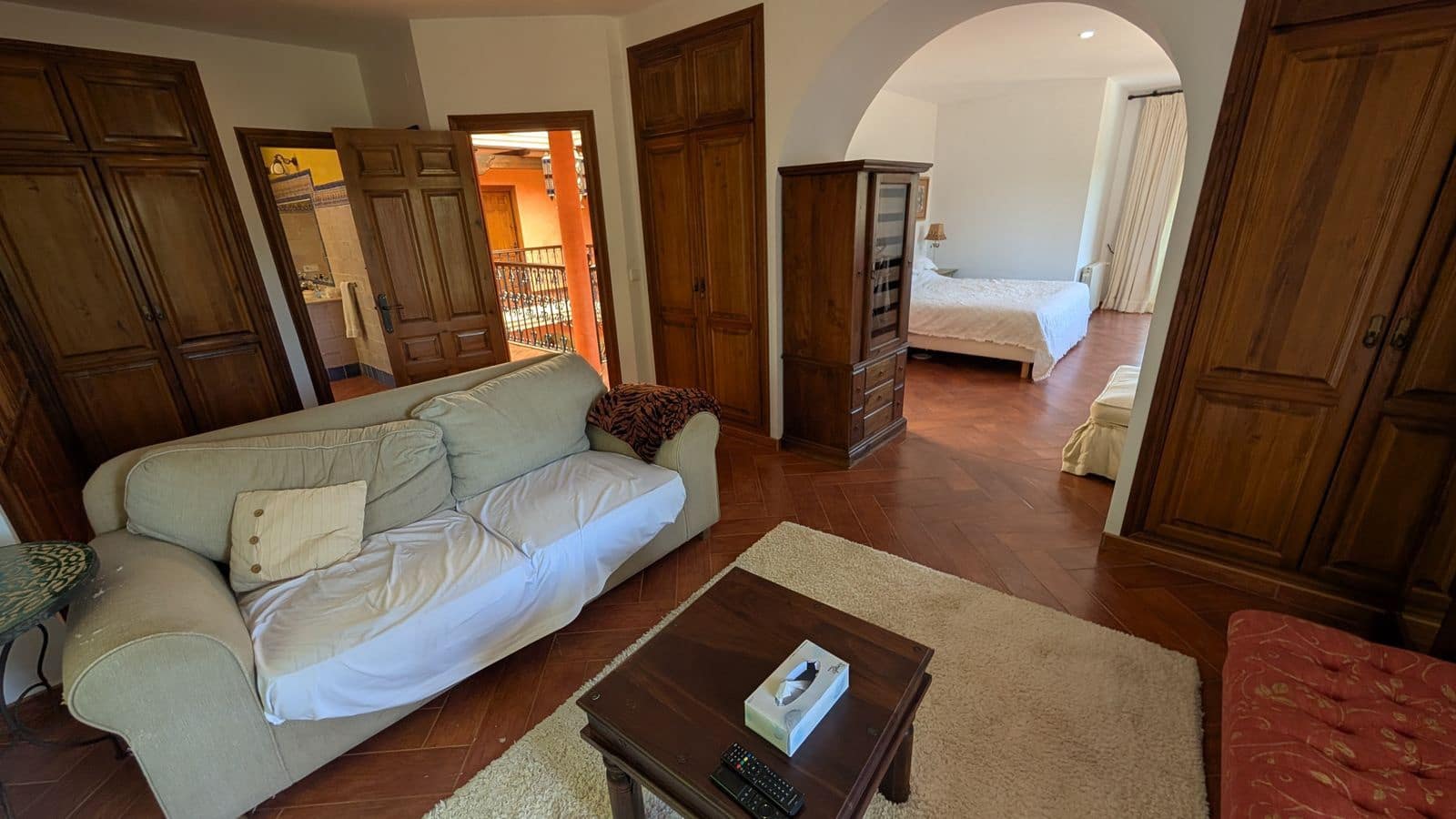 6 bedroom Villa for sale in Sotogrande - € 1,680,000 (Ref: 9878279)