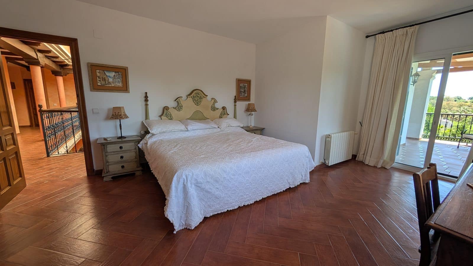 6 bedroom Villa for sale in Sotogrande - € 1,680,000 (Ref: 9878279)