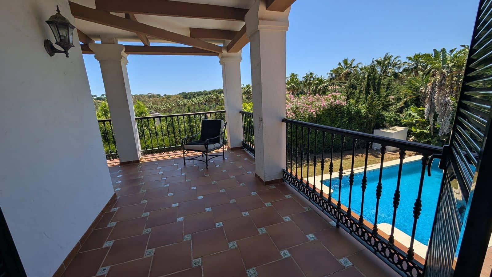 6 bedroom Villa for sale in Sotogrande - € 1,680,000 (Ref: 9878279)