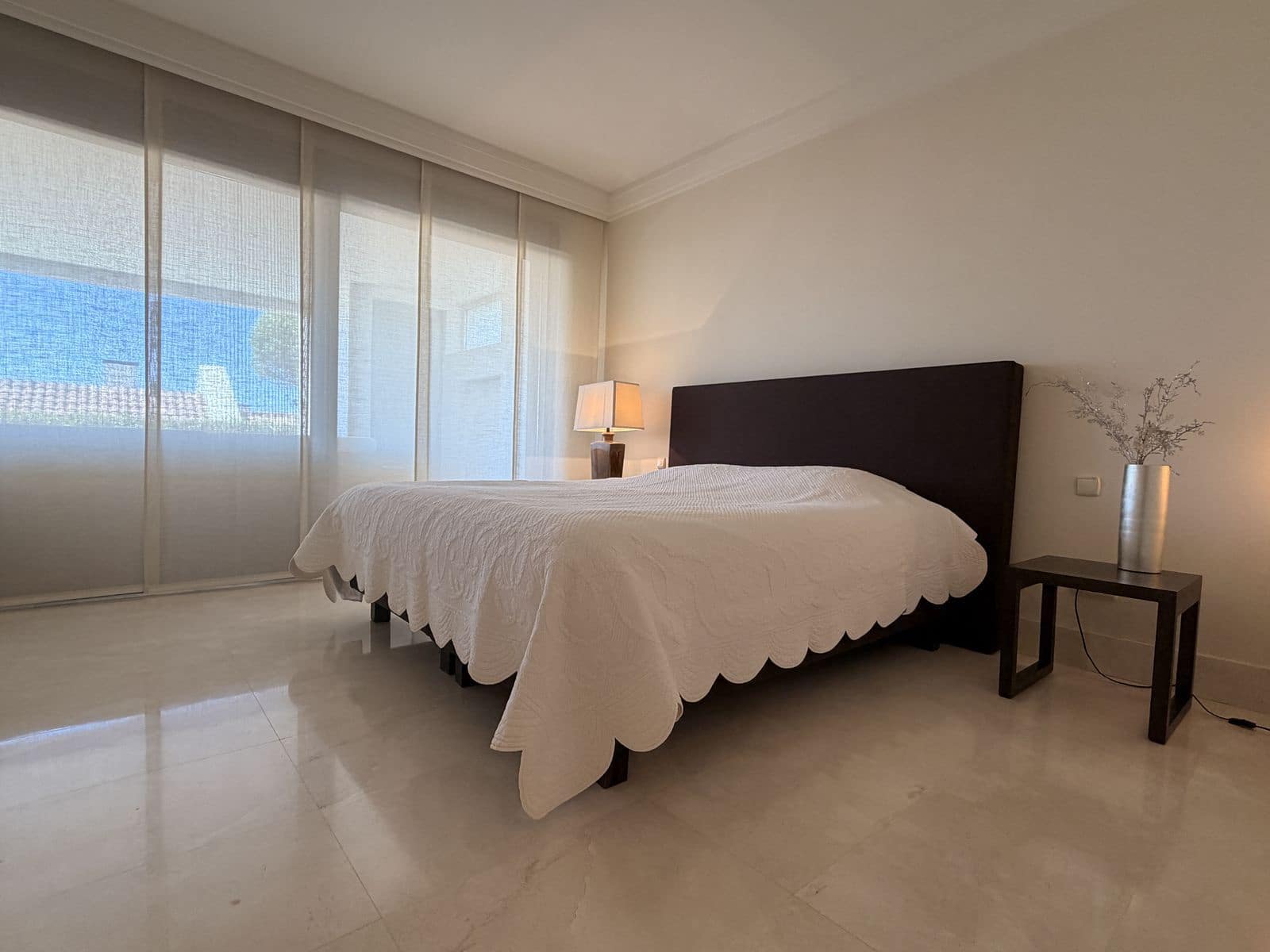 Apartamento de 2 habitaciones en Los Monteros en venta - 649.000 € (Ref: 9878282)