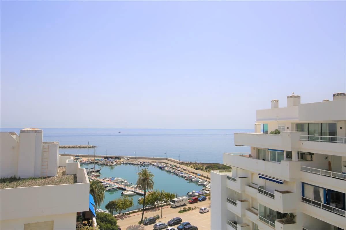 2 sypialnia Penthouse na sprzedaż w Estepona - 695 000 € (Ref: 9878283)