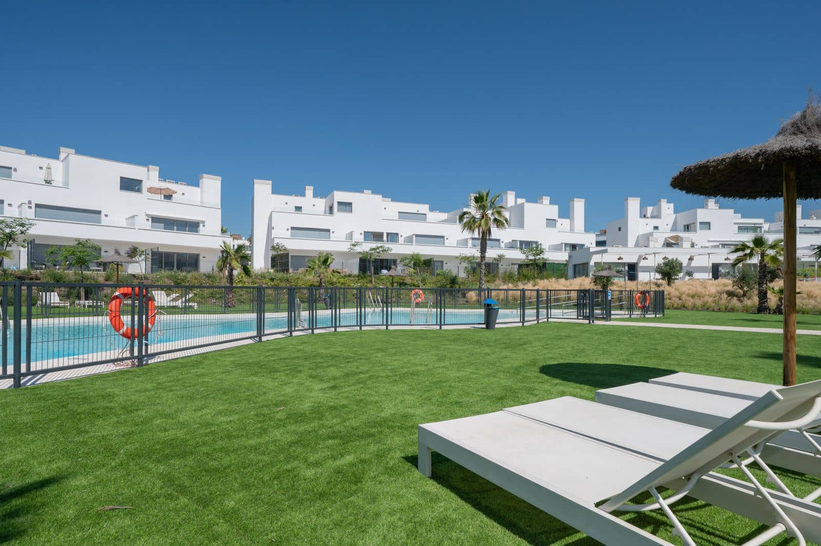 2 Zimmer Apartment zu verkaufen in Estepona - 470.000 € (Ref: 9878284)