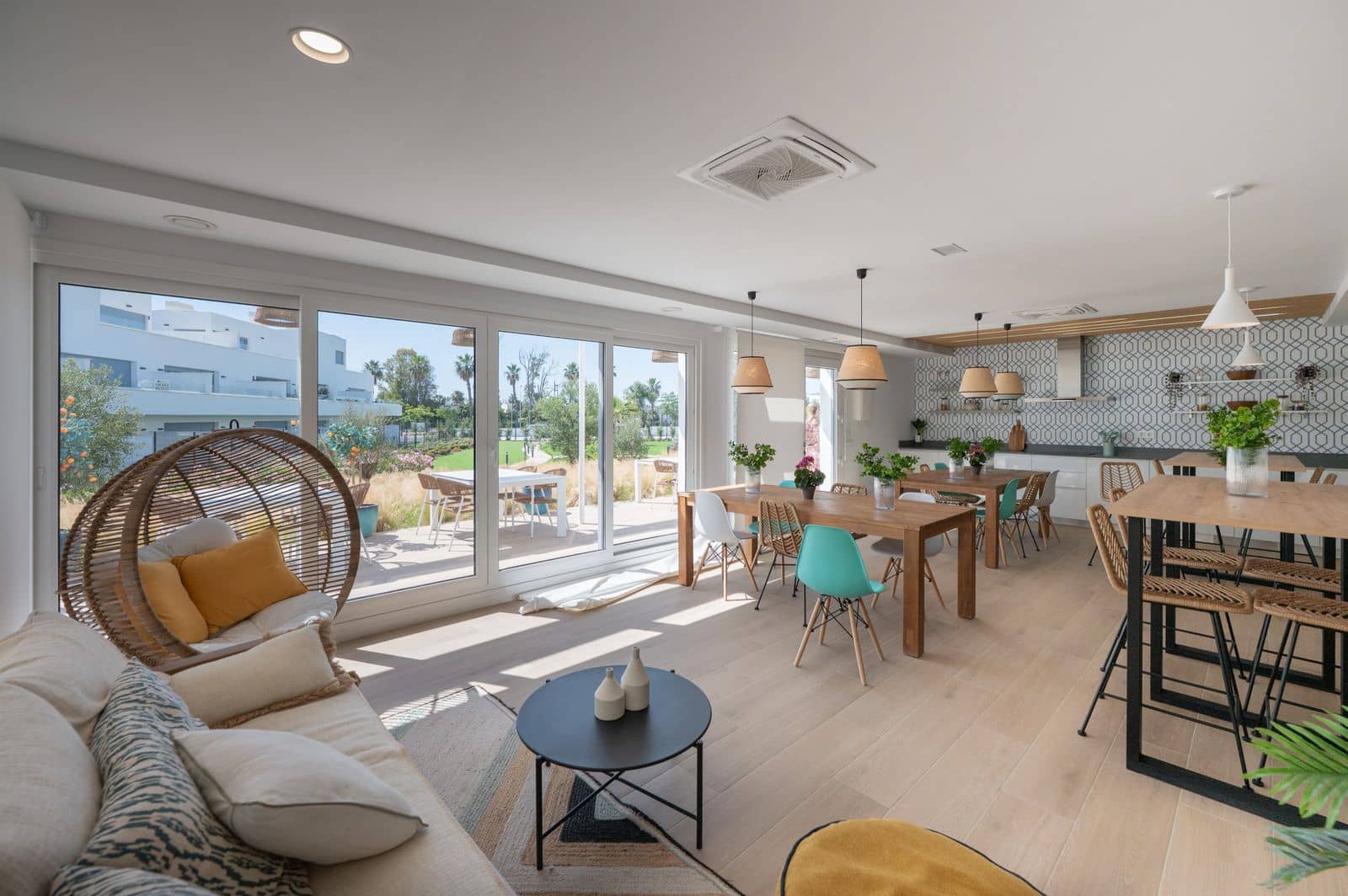 2 Zimmer Apartment zu verkaufen in Estepona - 470.000 € (Ref: 9878284)