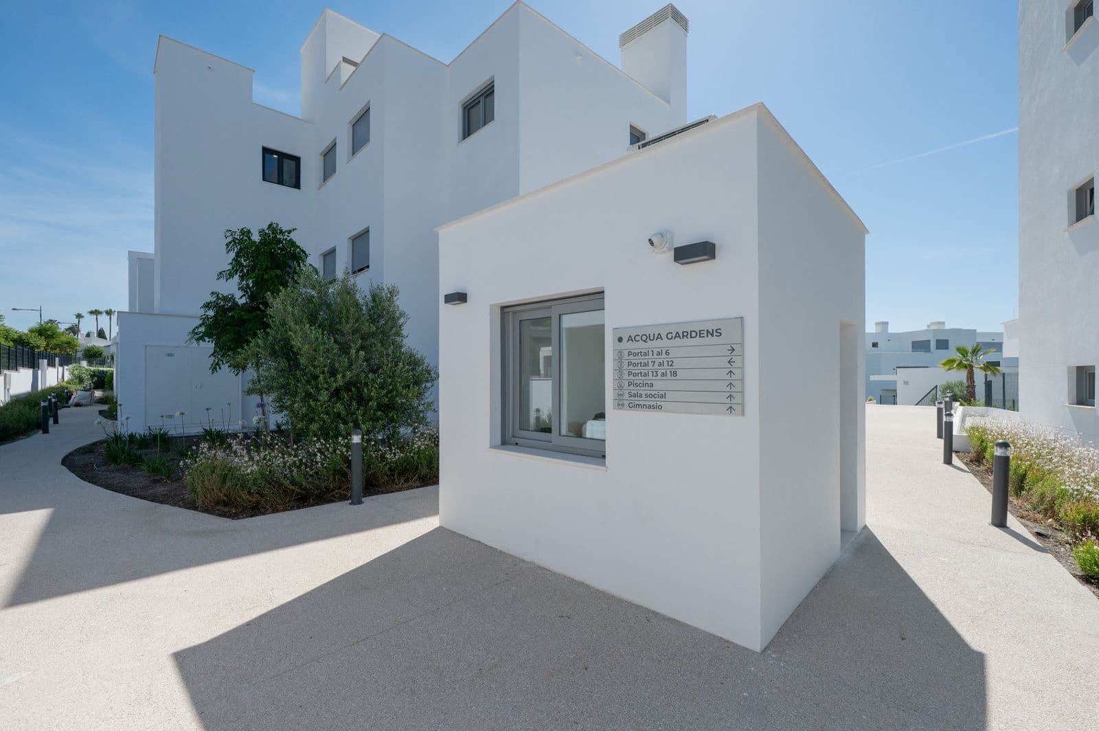 2 Zimmer Apartment zu verkaufen in Estepona - 470.000 € (Ref: 9878284)