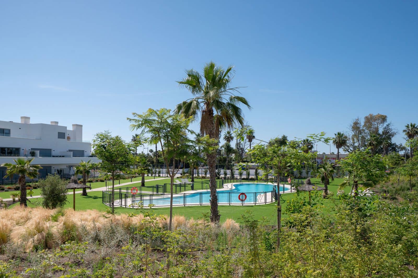 2 Zimmer Apartment zu verkaufen in Estepona - 470.000 € (Ref: 9878284)