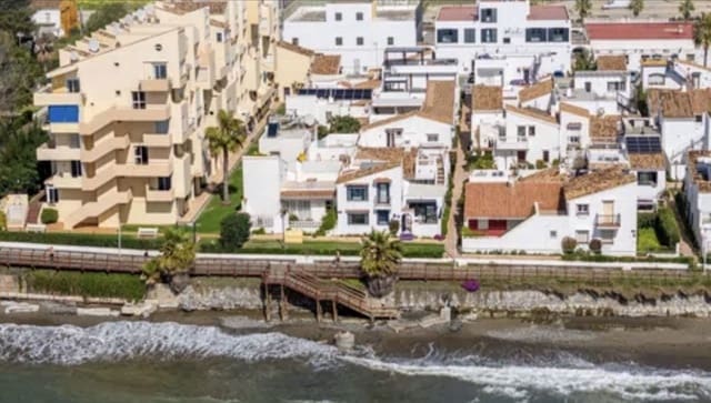 3 soveværelse Byhus til salg i Guadalmansa, Estepona - € 1.500.000 (Ref: 9878286)